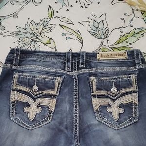 Rock Revival Yona 33